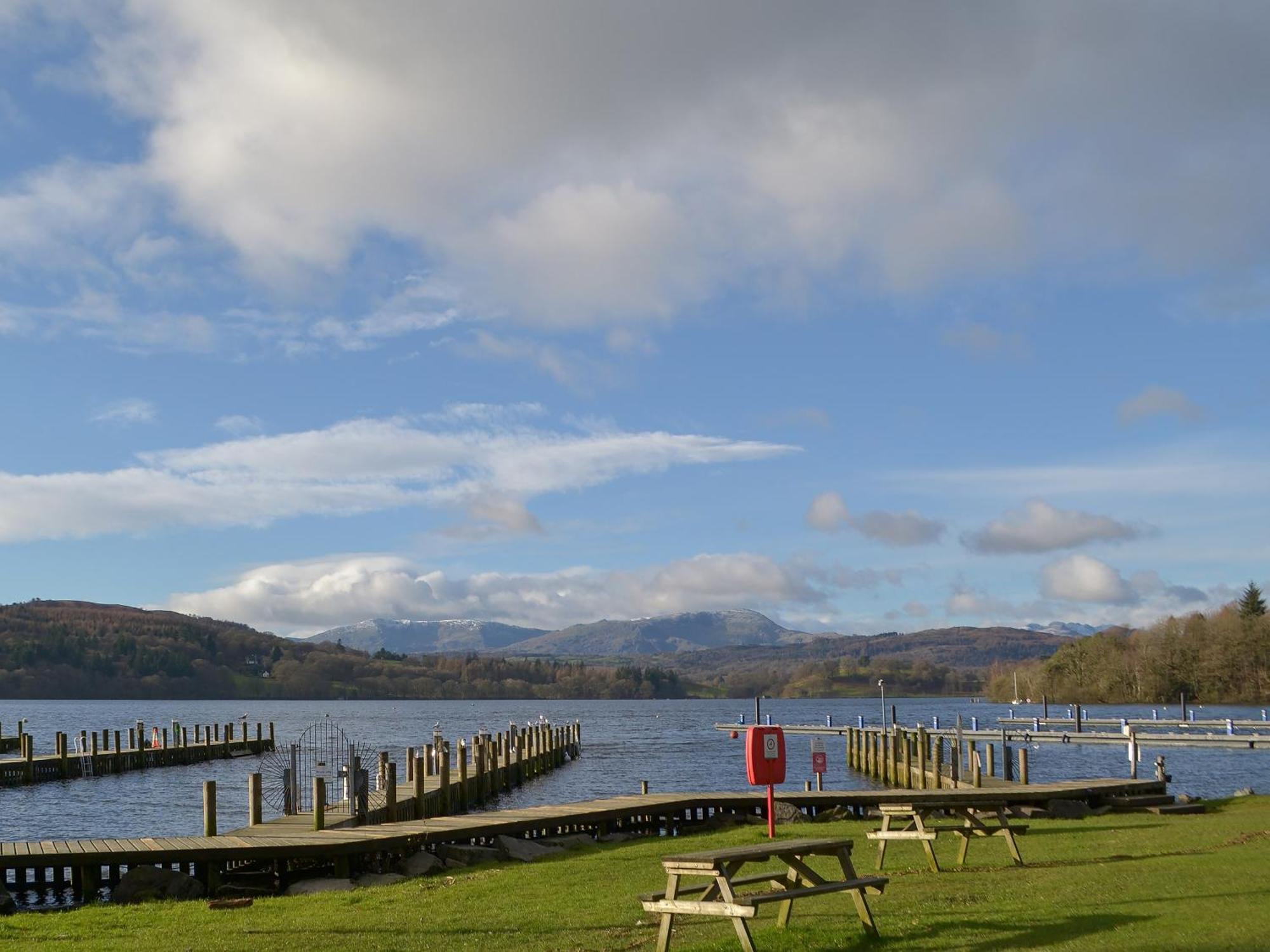 High Brow Villa Bowness-on-Windermere Exterior photo
